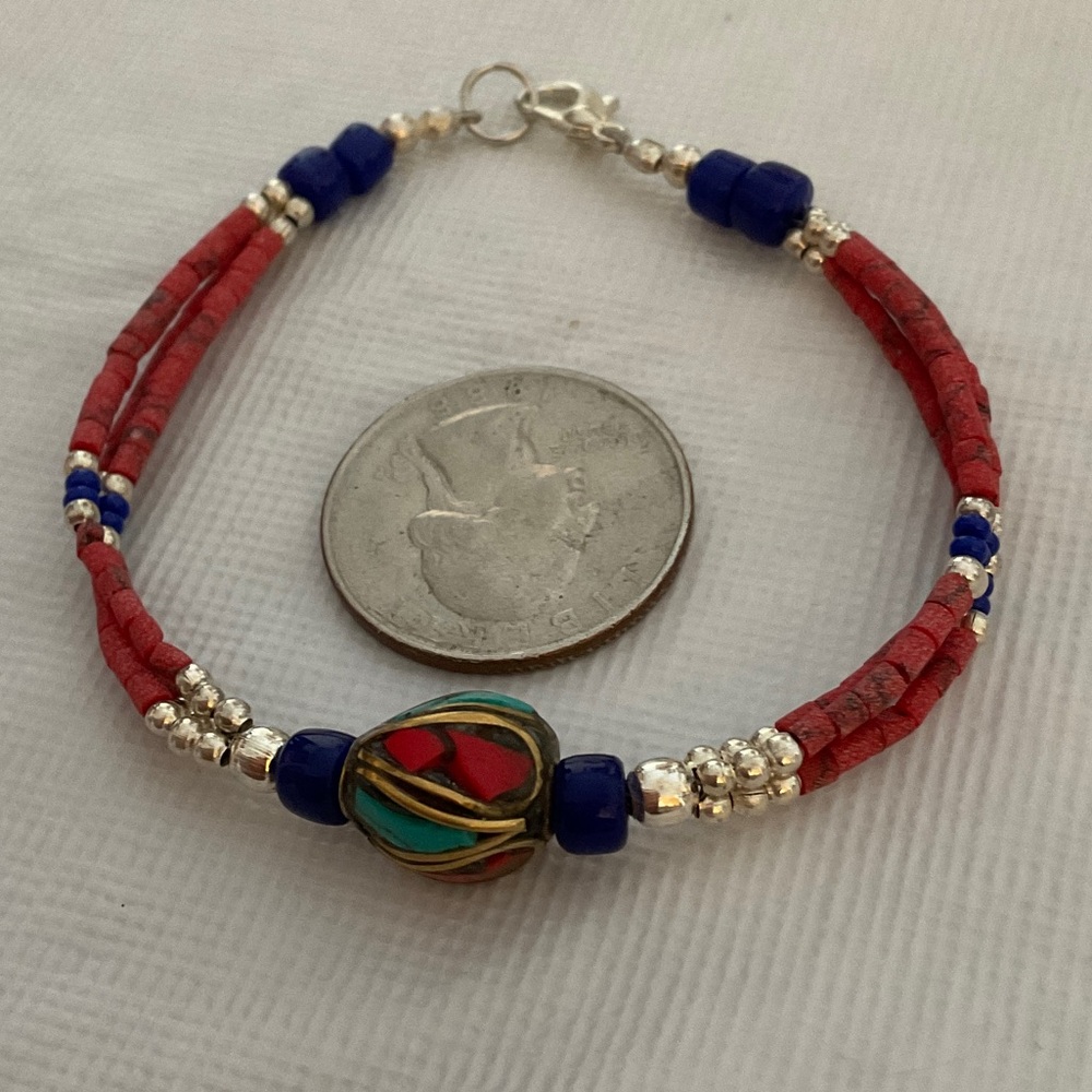 NWOT TIBETAN SILVER HANDCRAFTED BEADED BRACELET